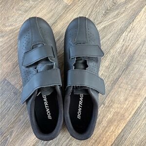 Bontrager Black Cycling Shoes- Women
